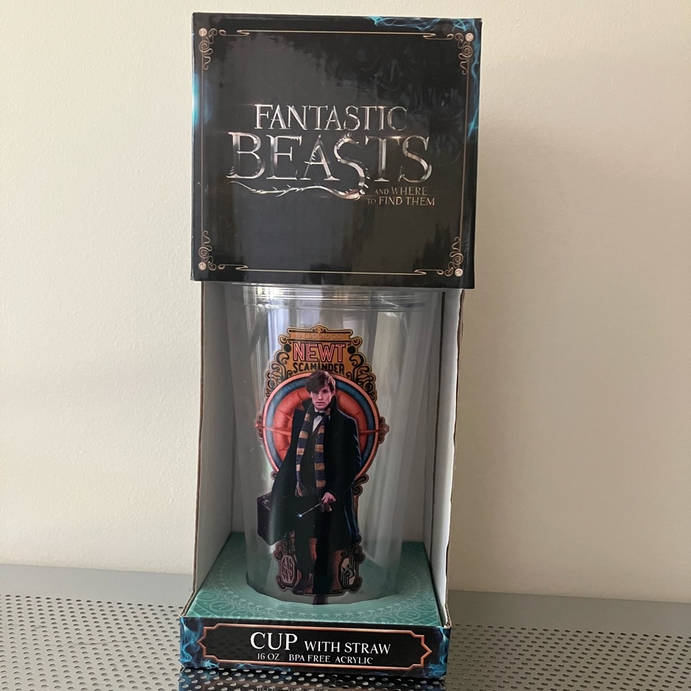 Fantastic Beasts Newt Scamander Acrylic Tumbler With Straw Brand New In Box